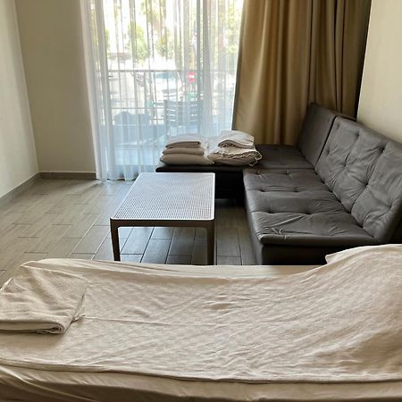 אלאניה Nas Suite מראה חיצוני תמונה